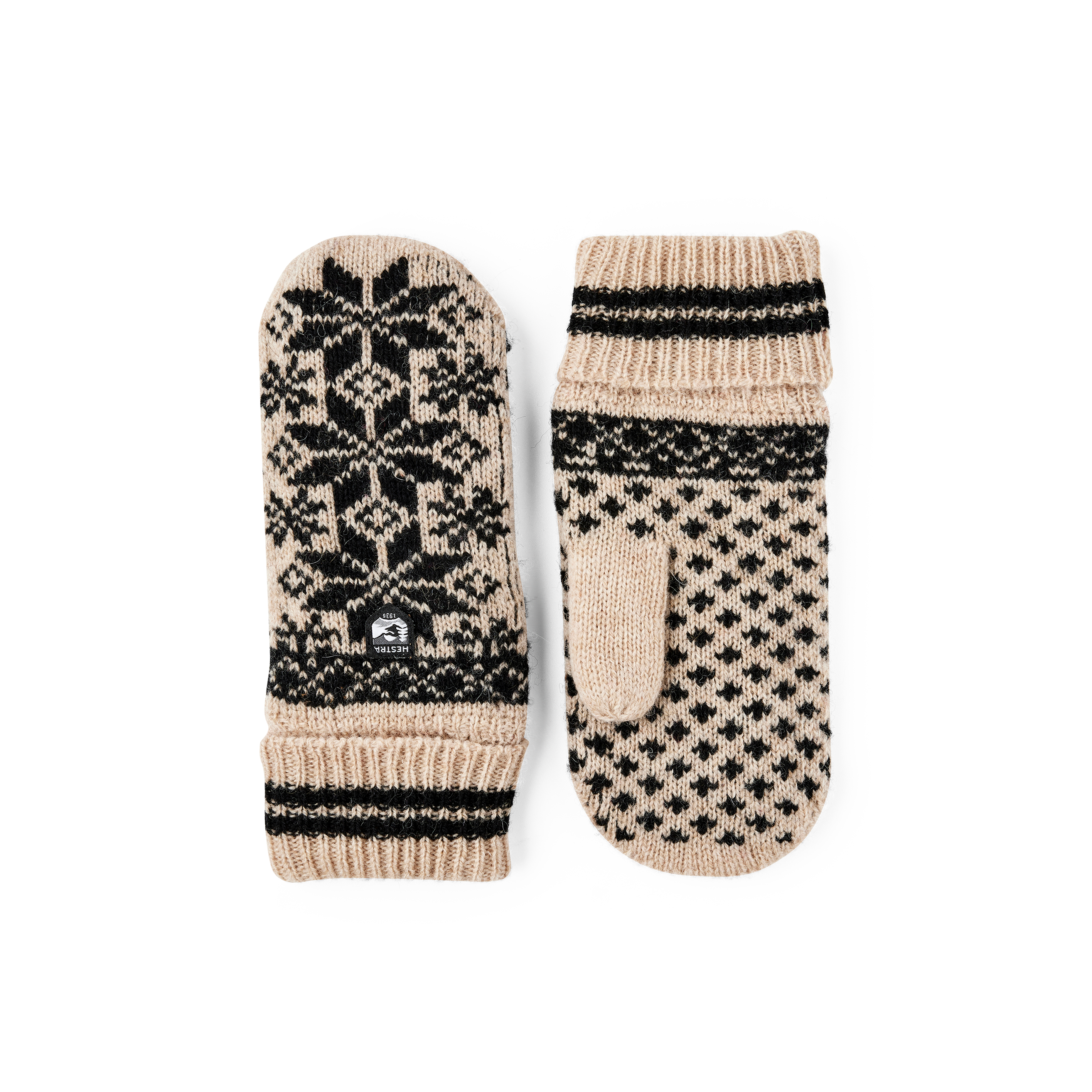 Beige stickad tumvante i ullmix med motiv